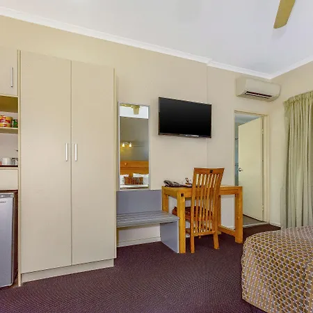 Quality Hotel Darwin Airport Exterior photo